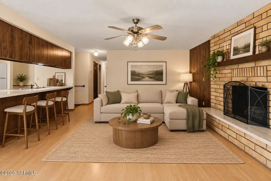 1517 S 72nd, Yakima, WA 98908 - #3