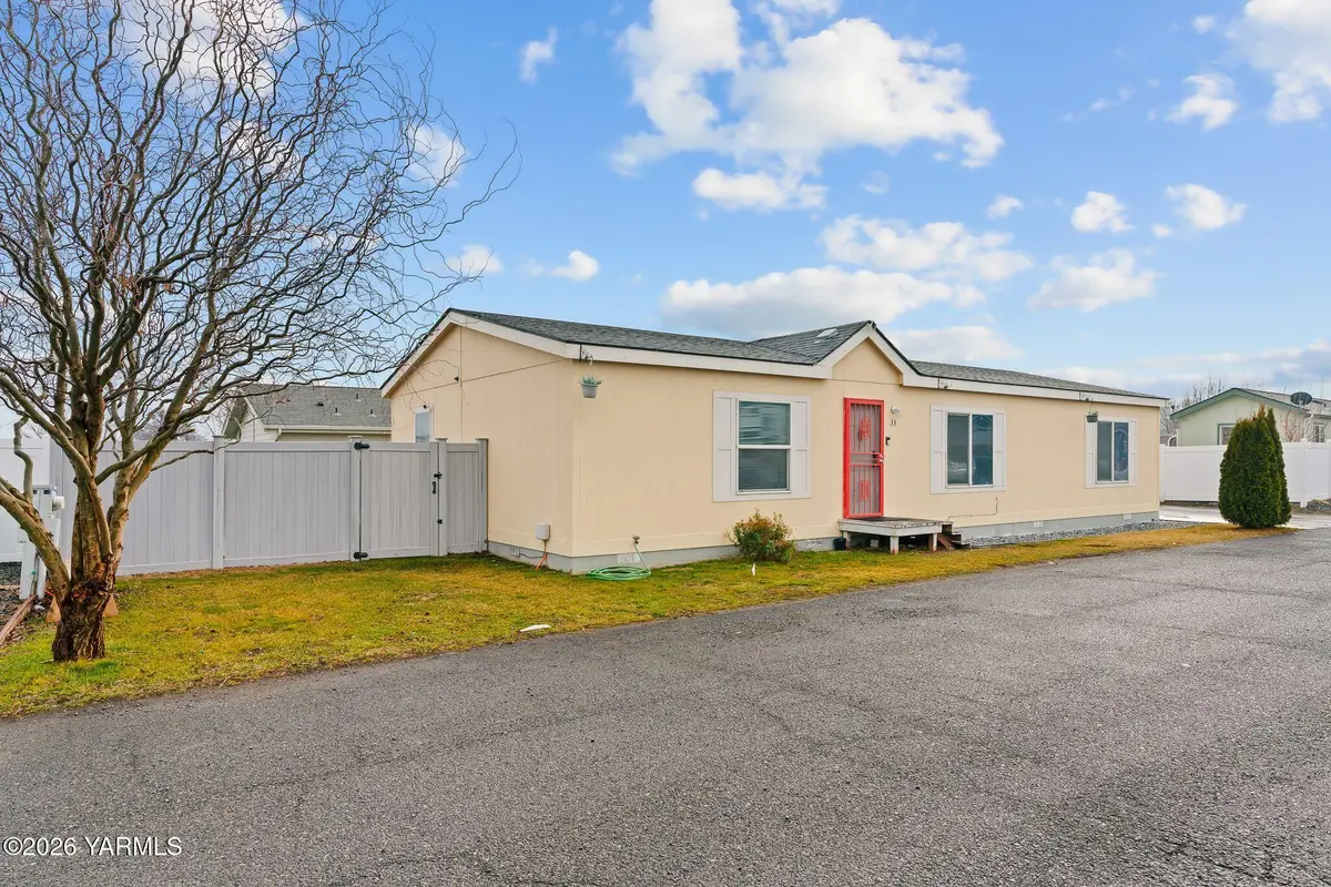 2802 S 5th, Union Gap, WA 98903 - #1