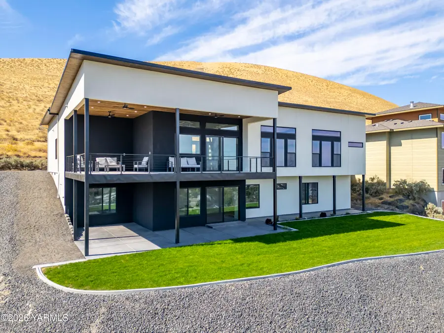 5411 Hershey, West Richland, WA 99353 - #3