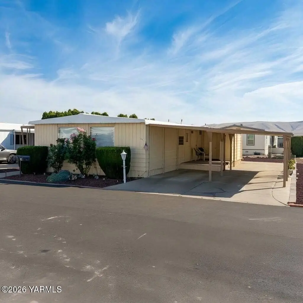 18 W Washington, Yakima, WA 98903 - #1