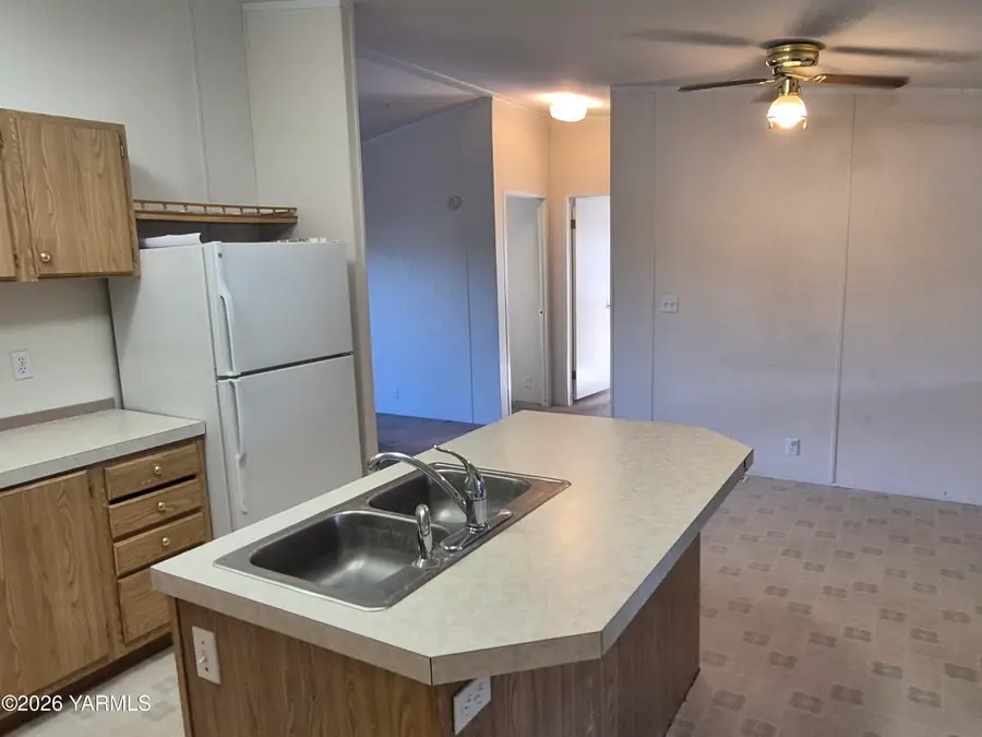 7001 Gregory, Yakima, WA 98908 - #2