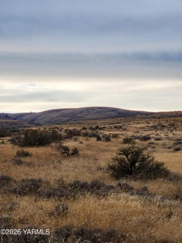 NKA: Off Hideaway, Yakima, WA 98908