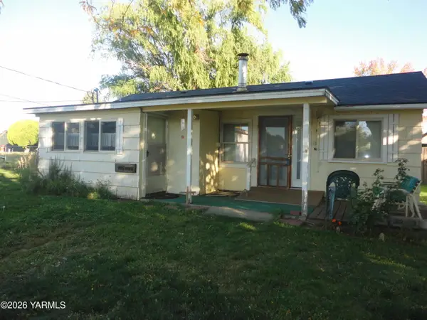 513-1/2 Newland, Tieton, WA 98947