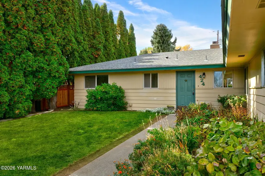 424 N 30th, Yakima, WA 98902 - #3