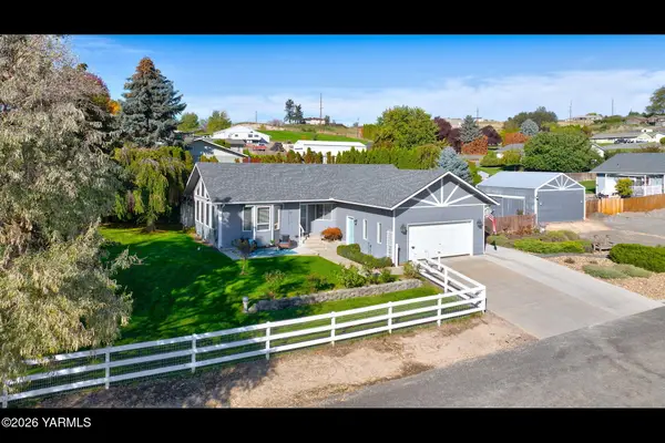 20 Amanda, Selah, WA 98942
