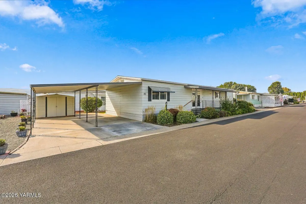 18 W Washington, Union Gap, WA 98903 - #1