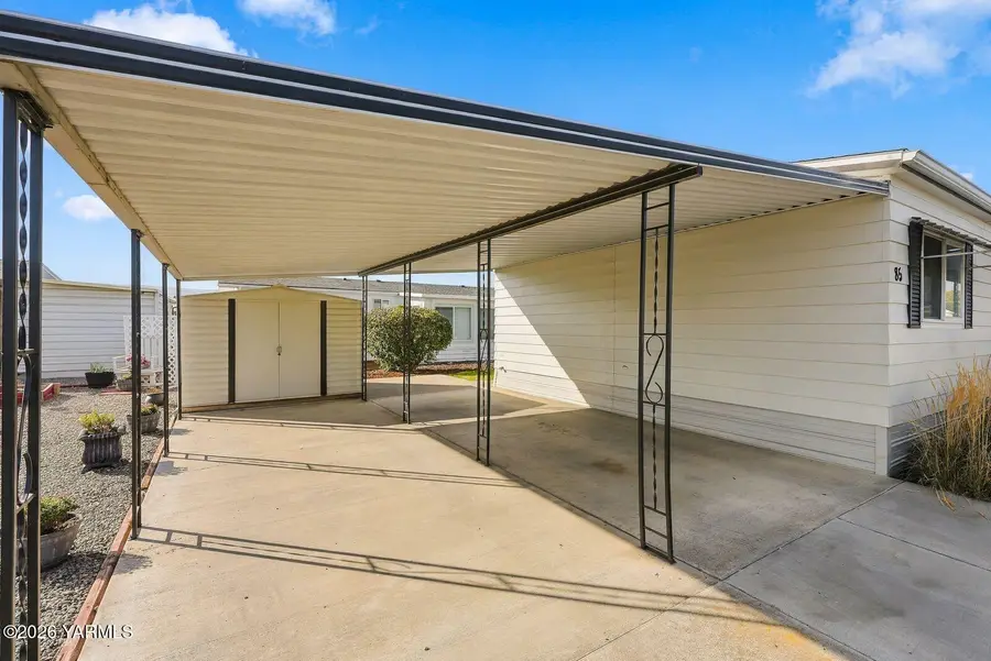 18 W Washington, Union Gap, WA 98903 - #3