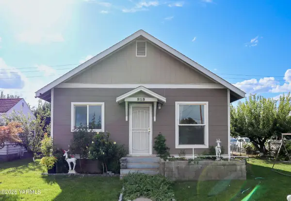 213 N E, Toppenish, WA 98948