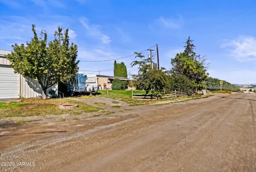 1702 Moore, Yakima, WA 98908 - #3