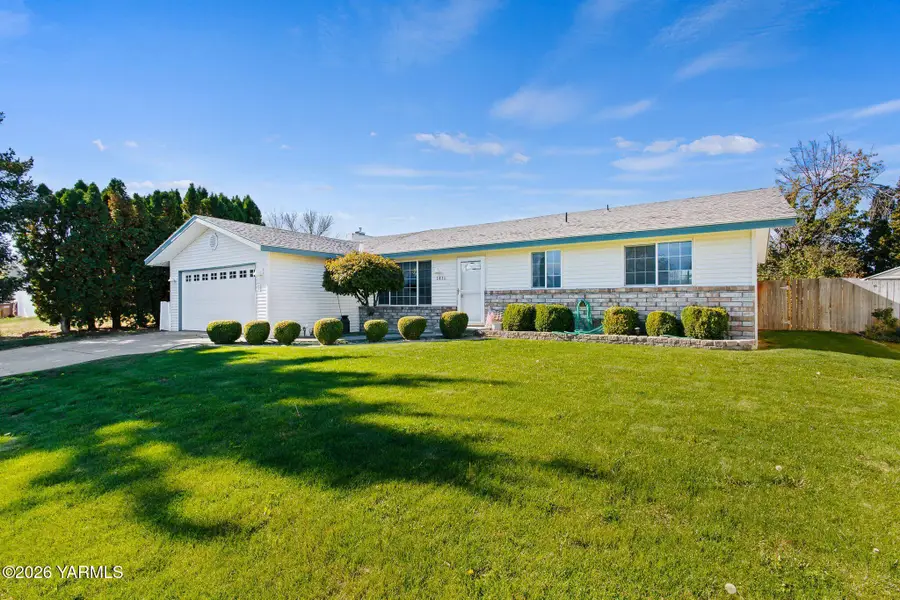 1416 Karr, Yakima, WA 98902 - #2