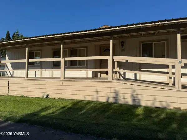 811 2nd, Zillah, WA 98953