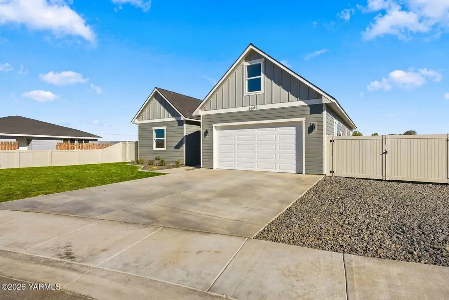 4603 W Larch, Yakima, WA 98908 - #2