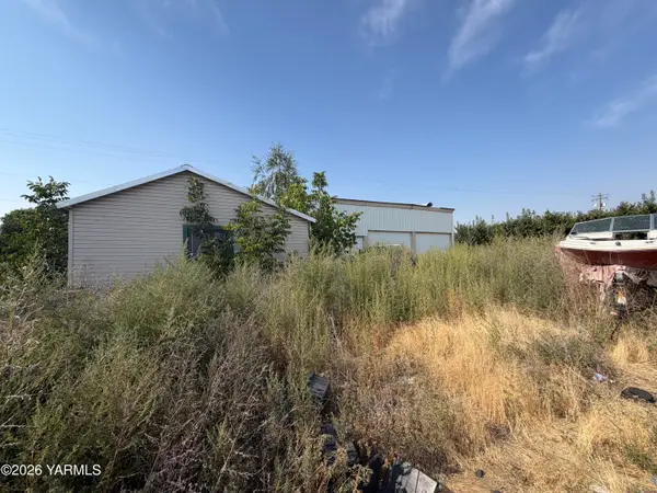 1693 Knight Hill, Zillah, WA 98953