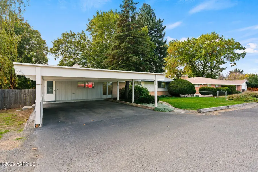 5416 Englewood, Yakima, WA 98908 - #2