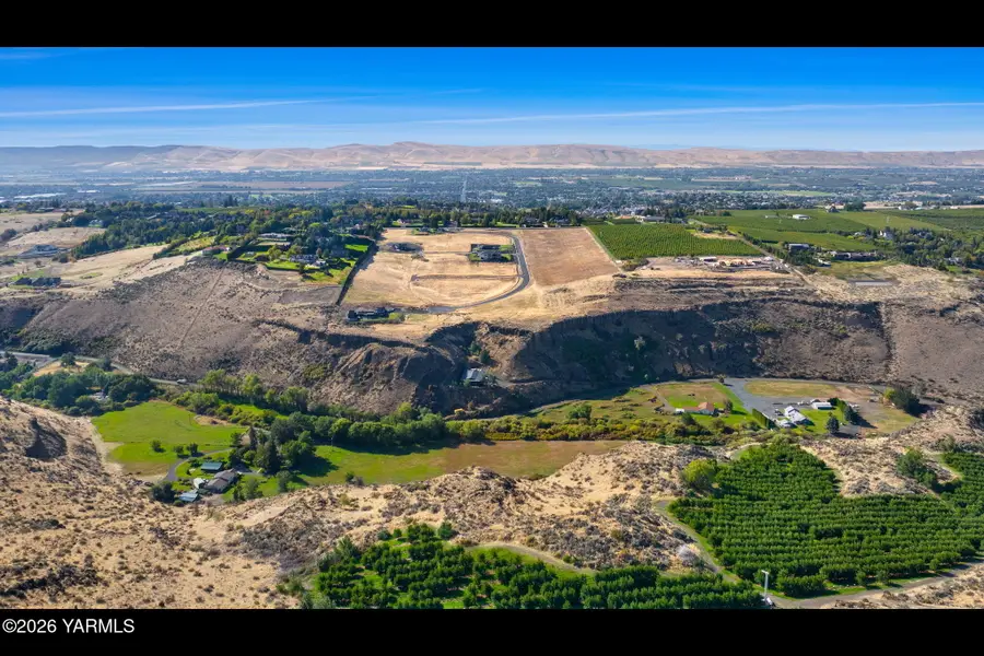 NKA Estate, Yakima, WA 98908 - #2