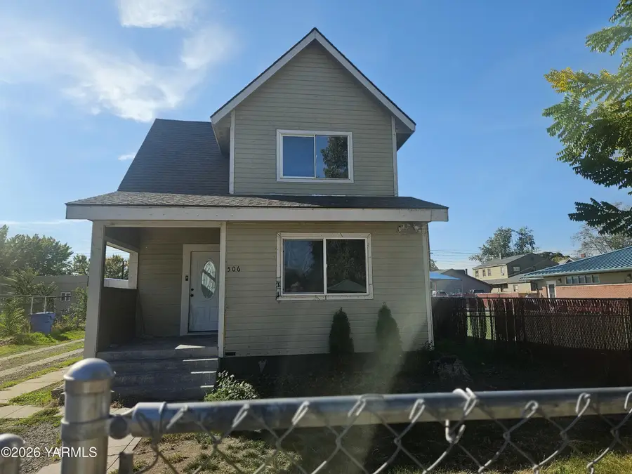 506 N 3rd, Yakima, WA 98901 - #2