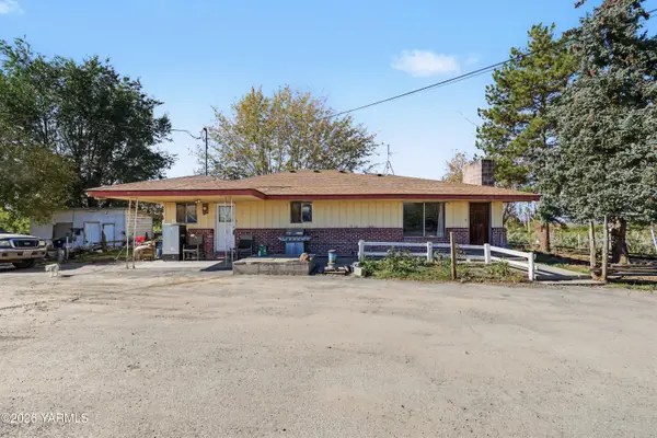 3570 Desmarais, Moxee, WA 98936