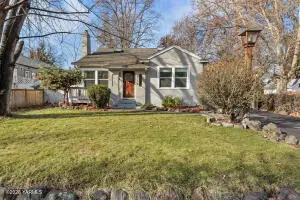 310 N 24th Ave, Yakima, WA 98902 - #1