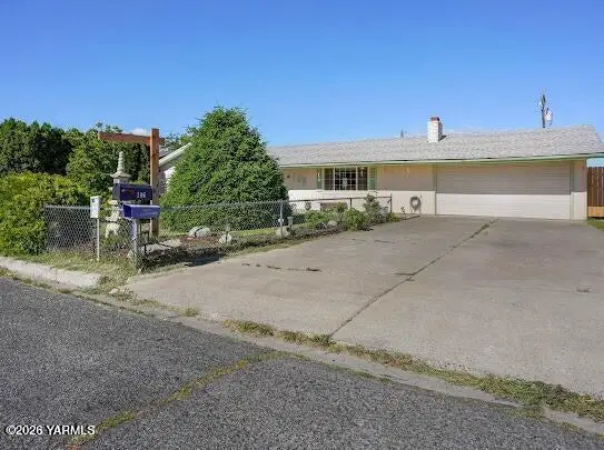 106 Sky Vista, Yakima, WA 98901 - #1