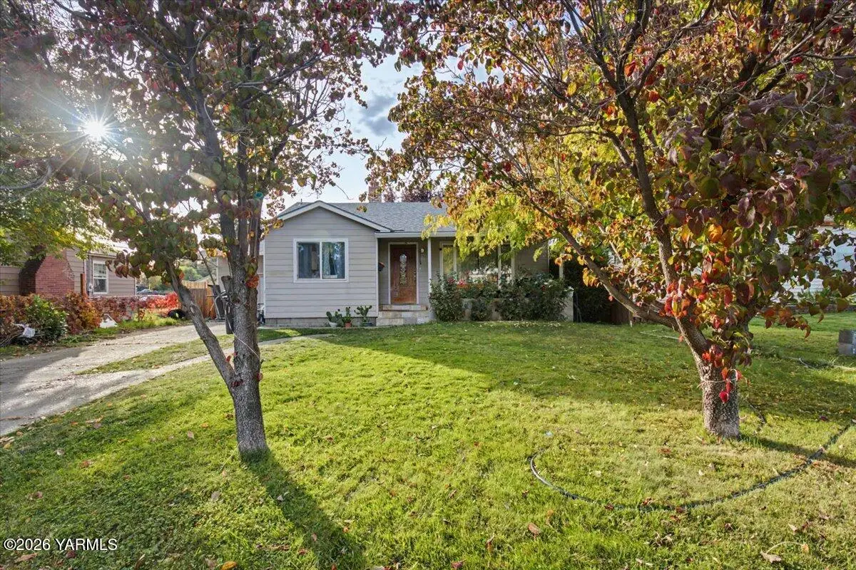 1014 S 17th, Yakima, WA 98902 - #1