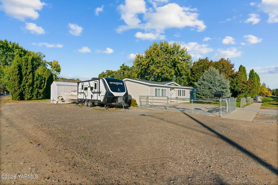 1317 Folsom, Yakima, WA 98902 - #2