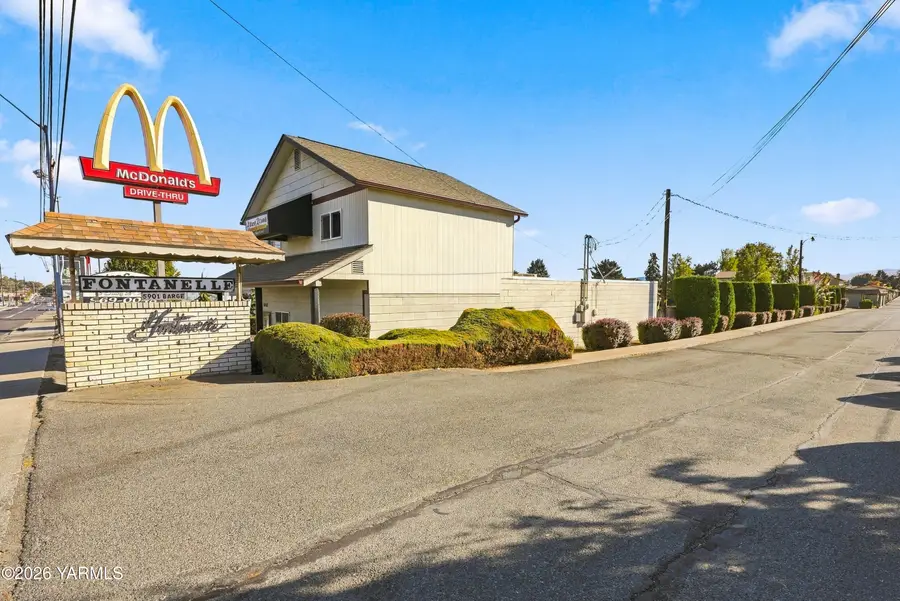 5901 Barge, Yakima, WA 98908 - #2