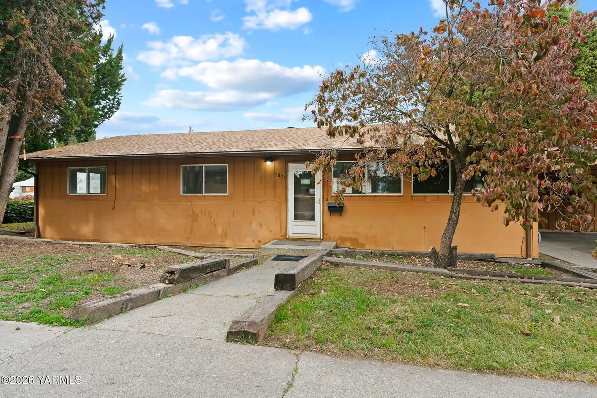 1801 W Prasch, Yakima, WA 98902 - #1