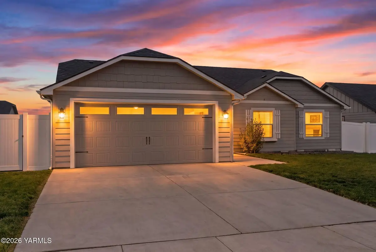 6111 Whatcom, Yakima, WA 98903 - #1