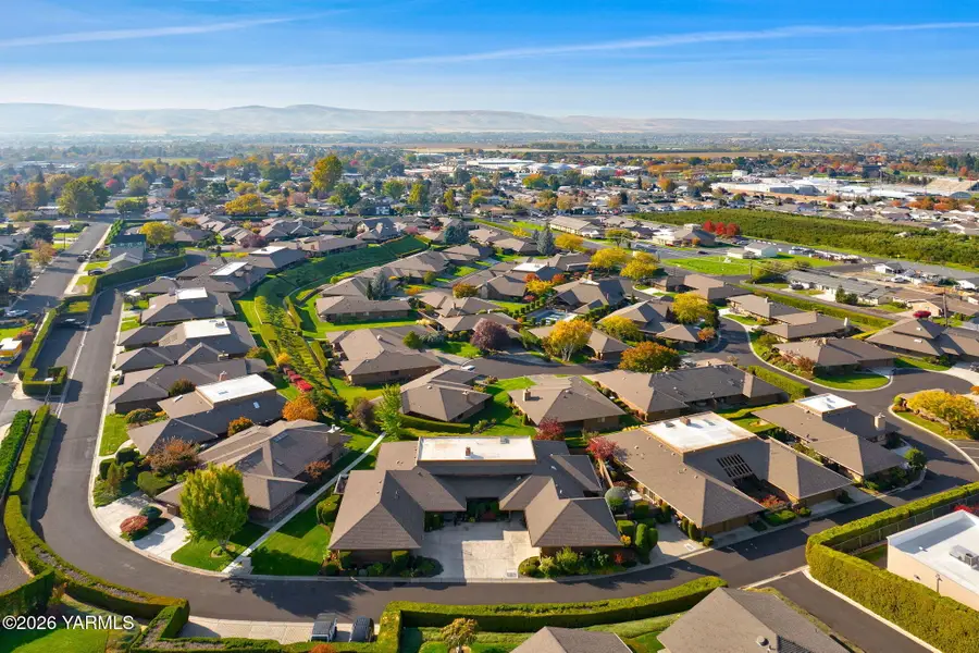 101 N 48th, Yakima, WA 98908 - #3