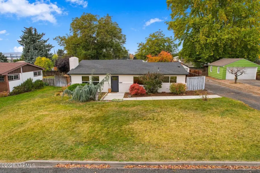 216 S 47th, Yakima, WA 98908 - #2