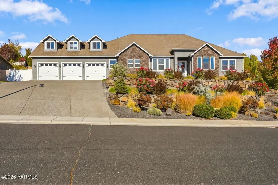 701 N 72nd, Yakima, WA 98908 - #3