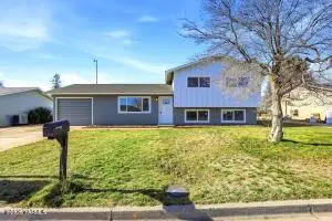 1116 S 31st Ave, Yakima, WA 98902 - #1