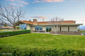 4909 Scenic Dr, Yakima, WA 98908 - #1