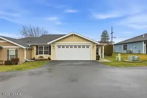 5722 W Walnut St #2, Yakima, WA 98908 - #2