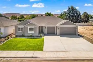 5160 Woolsey Ave, Yakima, WA 98903 - #2