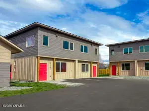 801 N 16th Ave #3, Yakima, WA 98902 - #1
