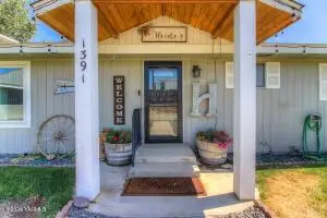 1391 Lancaster Rd, Selah, WA 98942 - #3