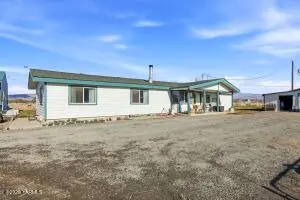 2709 Riverside Rd, Yakima, WA 98901