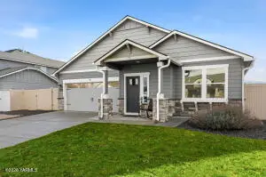 6509 Cottonwood Lp, Yakima, WA 98903