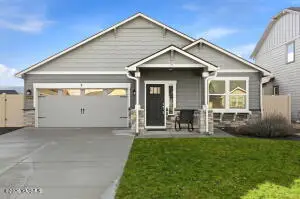 6509 Cottonwood Lp, Yakima, WA 98903 - #2