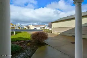 4934 Apple Blossom Ct, Yakima, WA 98908 - #3
