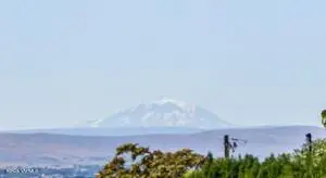 4601 Hillcrest Dr, Yakima, WA 98901 - #2