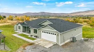 15649 Fisk Rd, Yakima, WA 98908 - #1