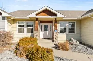 245 El Rio Dr, Yakima, WA 98908 - #3