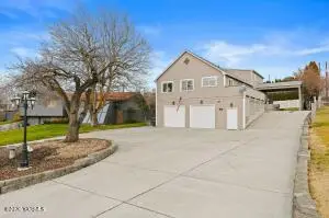 4305 Marylin Dr, Yakima, WA 98908 - #1