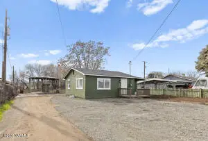 1904 Mcnair Ave, Union Gap, WA 98903 - #1