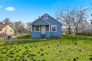 1910 Jerome Ave, Yakima, WA 98902 - #1