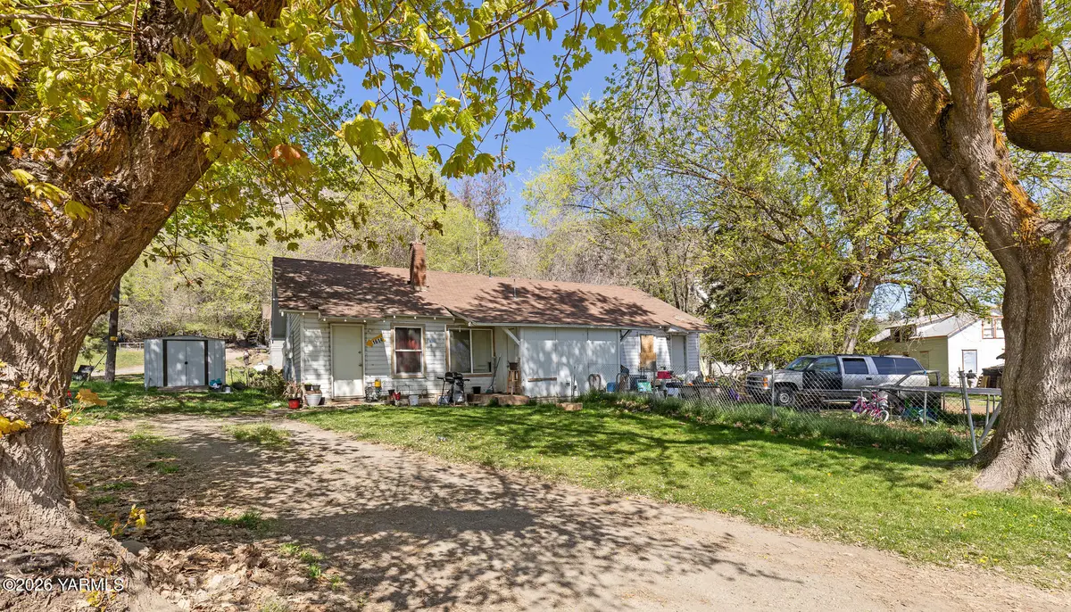 1604 Garretson Grade Ave, Yakima, WA 98908 - #1