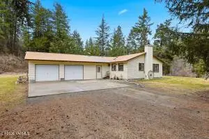17580 Hwy 410, Naches, WA 98937