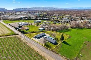 710 S 41st St, Yakima, WA 98901